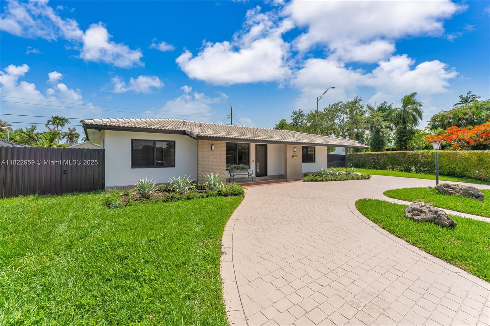 9140 SW 45th Ter