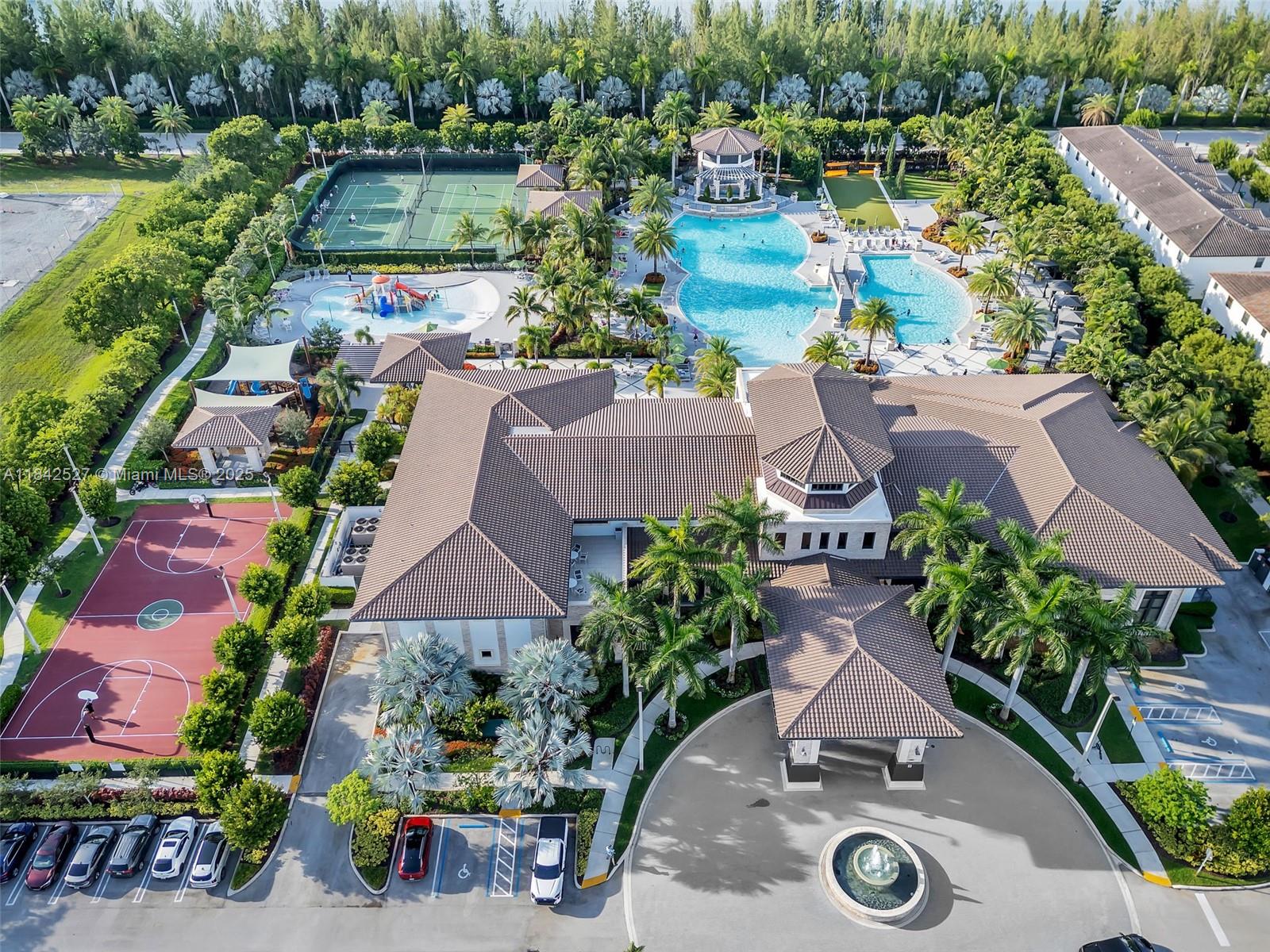 GRAND BAY SOUTH VILLAS - Residential