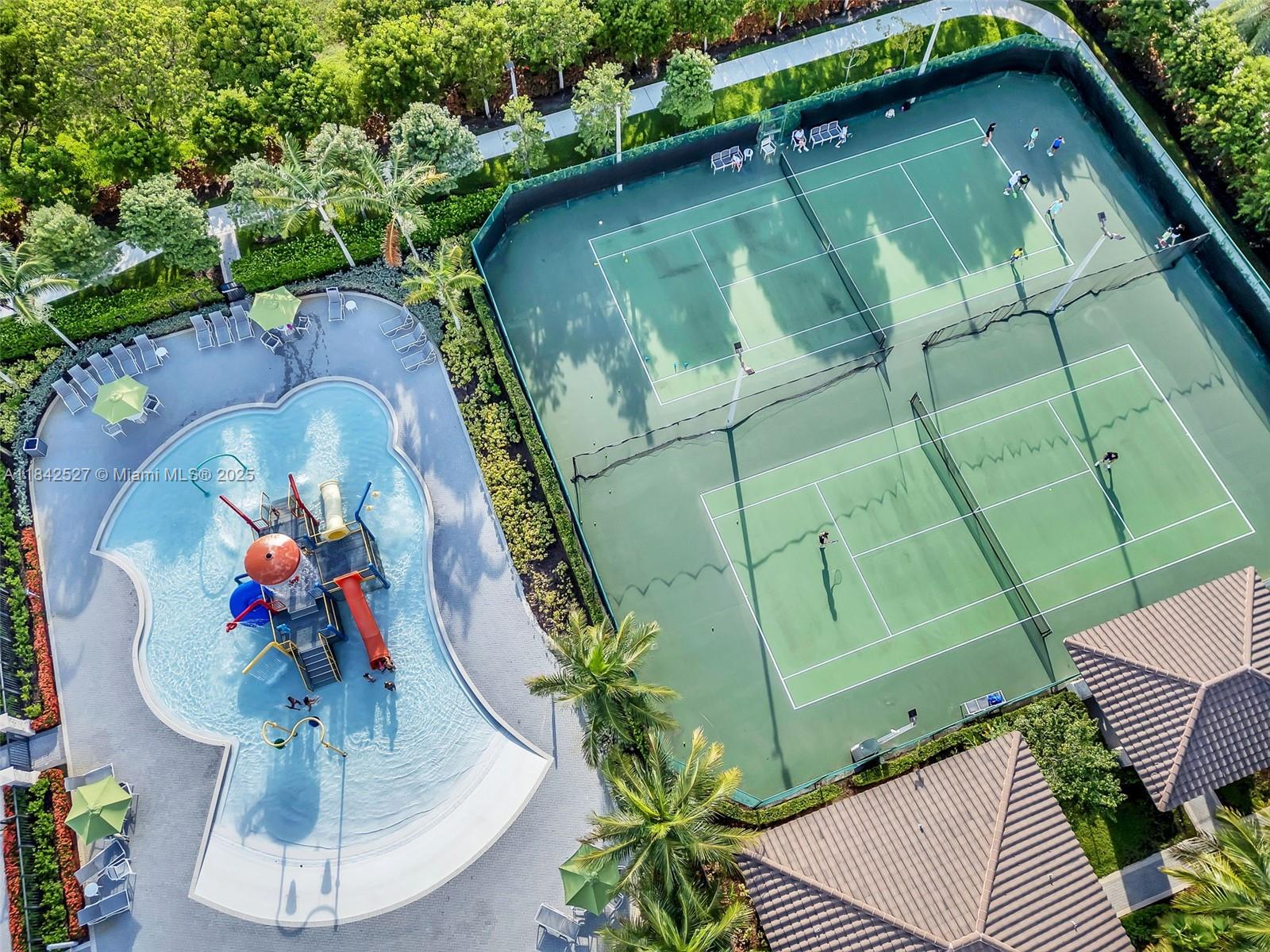 GRAND BAY SOUTH VILLAS - Residential