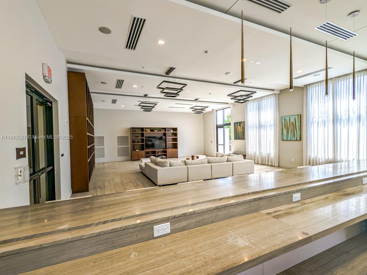 GRAND BAY SOUTH VILLAS - Residential