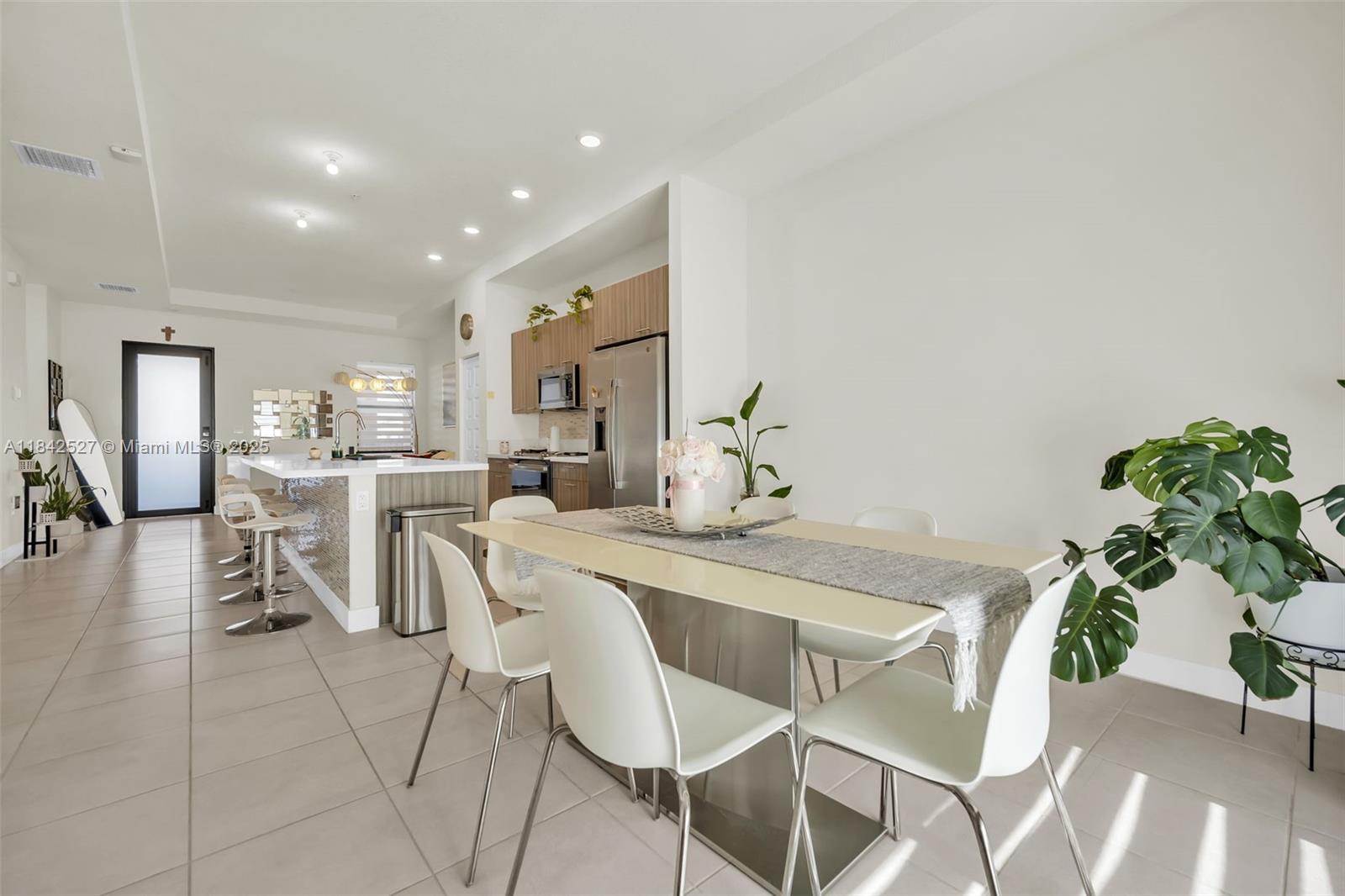 GRAND BAY SOUTH VILLAS - Residential