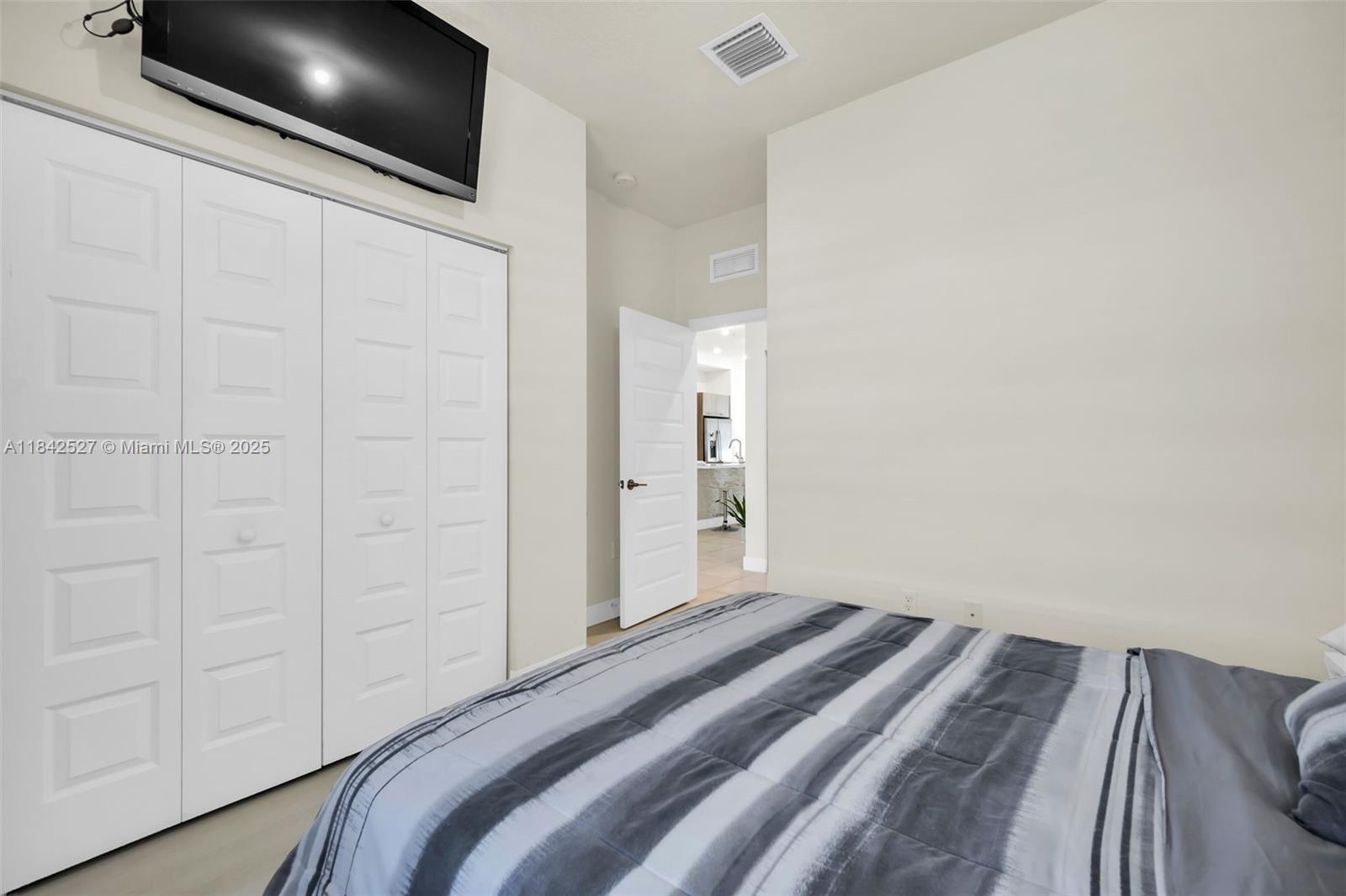 GRAND BAY SOUTH VILLAS - Residential