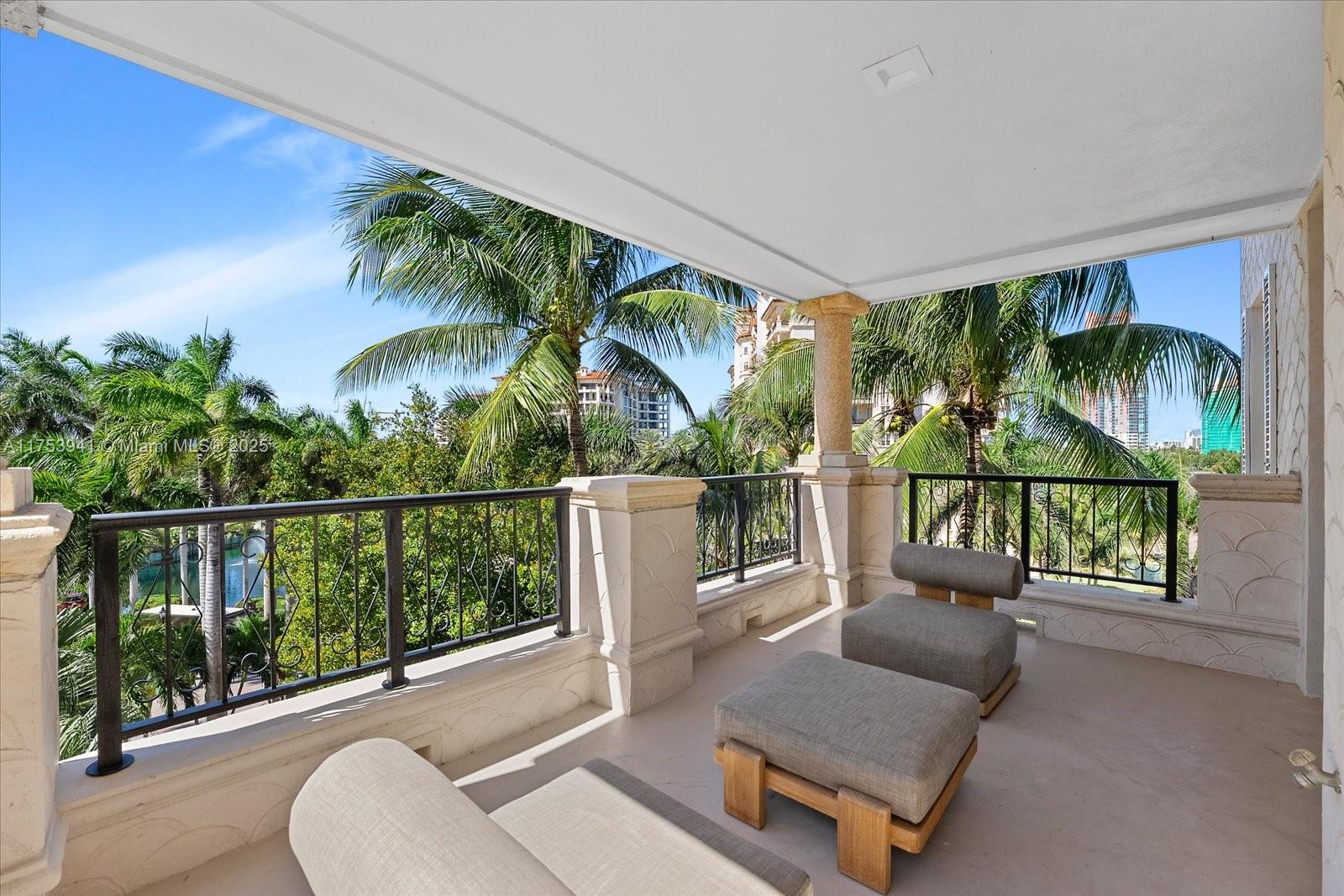 7400 OCEANSIDE AT FISHER - Residential