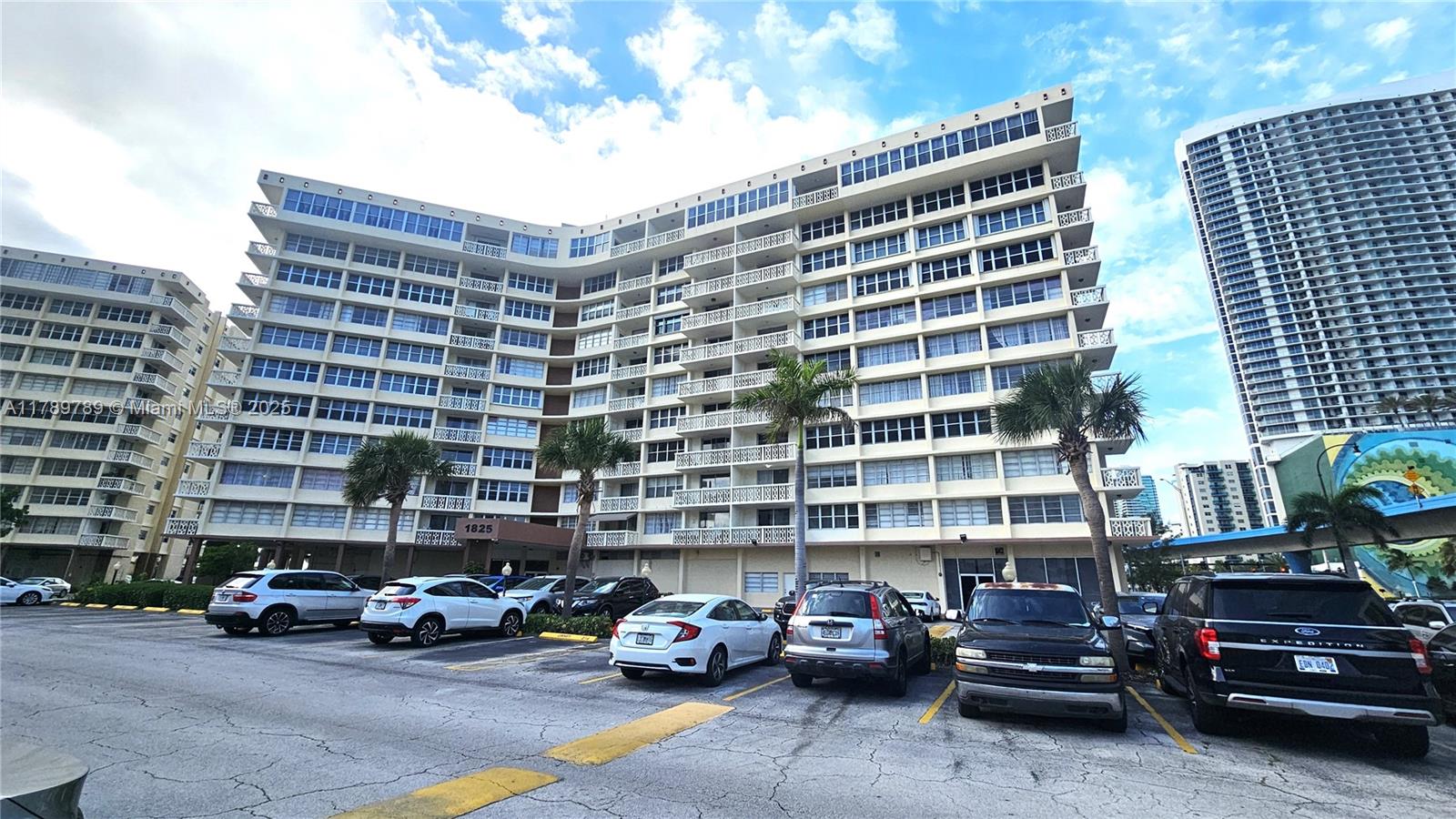 Rental Property at 1825 S Ocean Dr 313, Hallandale Beach, Broward County, Florida - Bedrooms: 1 
Bathrooms: 2  - $1,950 MO.