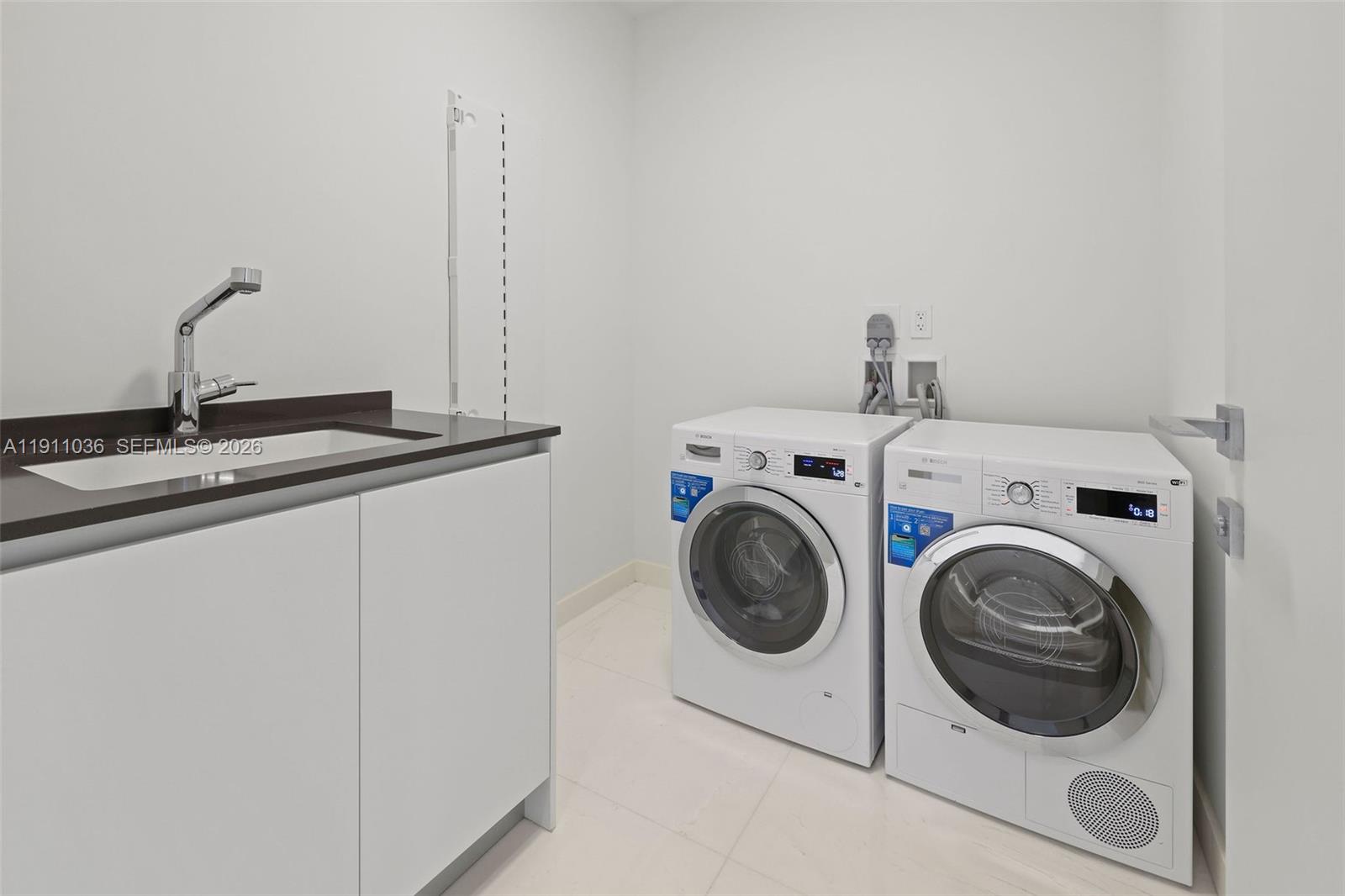 300 Biscayne Blvd Way - Residential