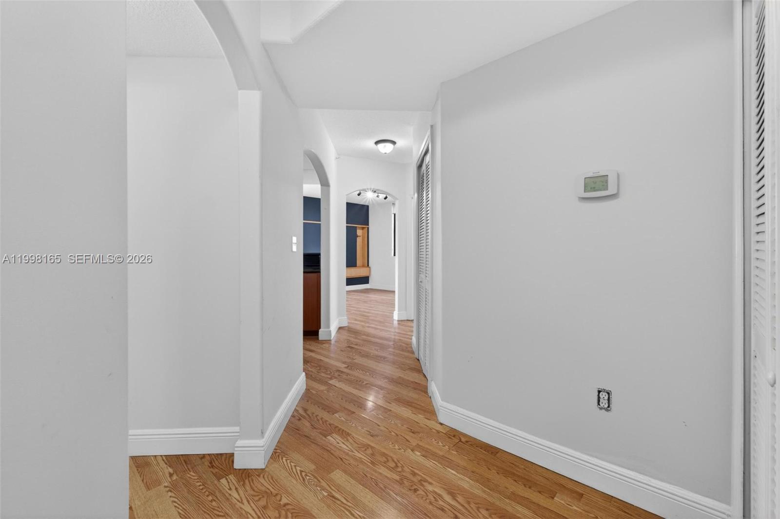 View photos, virtual tours, details... 2301 SW 27th Ave 906