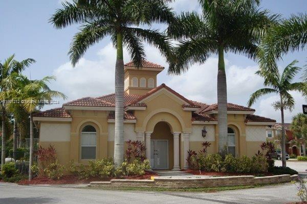 627 E Mowry Ct Ct 627, Homestead, Miami-Dade County, Florida - 2 Bedrooms  
3 Bathrooms - 