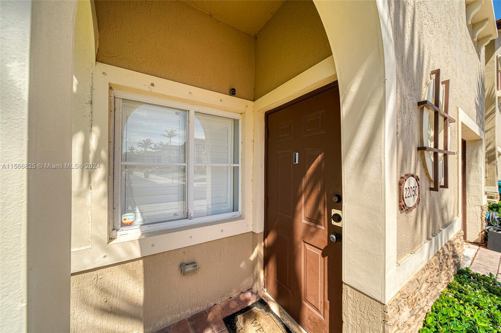 LAKES BY THE BAY JAY - Residential