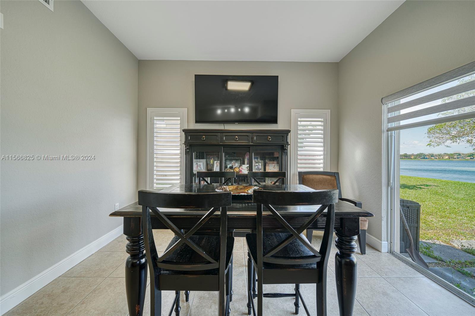 LAKES BY THE BAY JAY - Residential