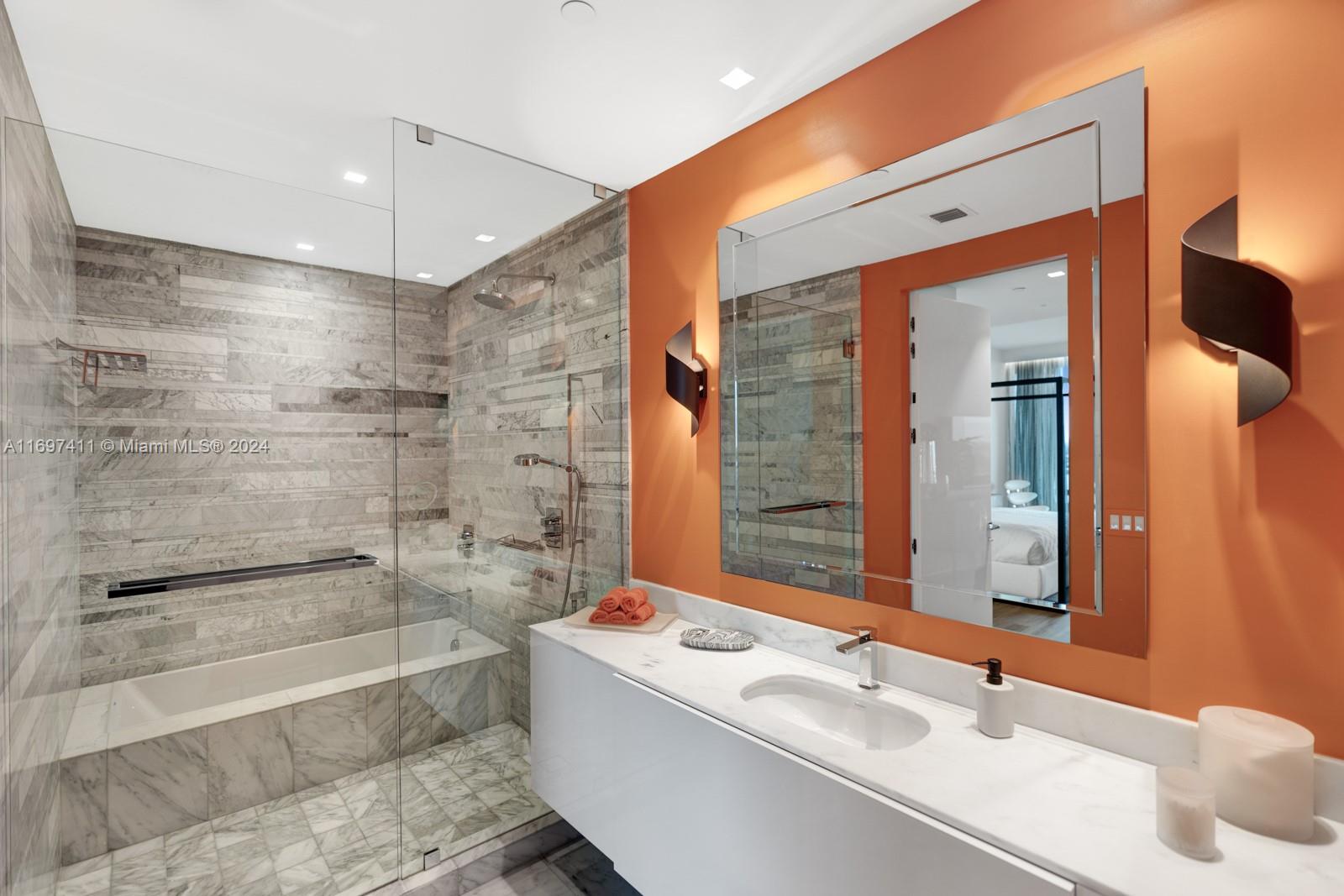 OCEANA BAL HARBOUR CONDO - Residential