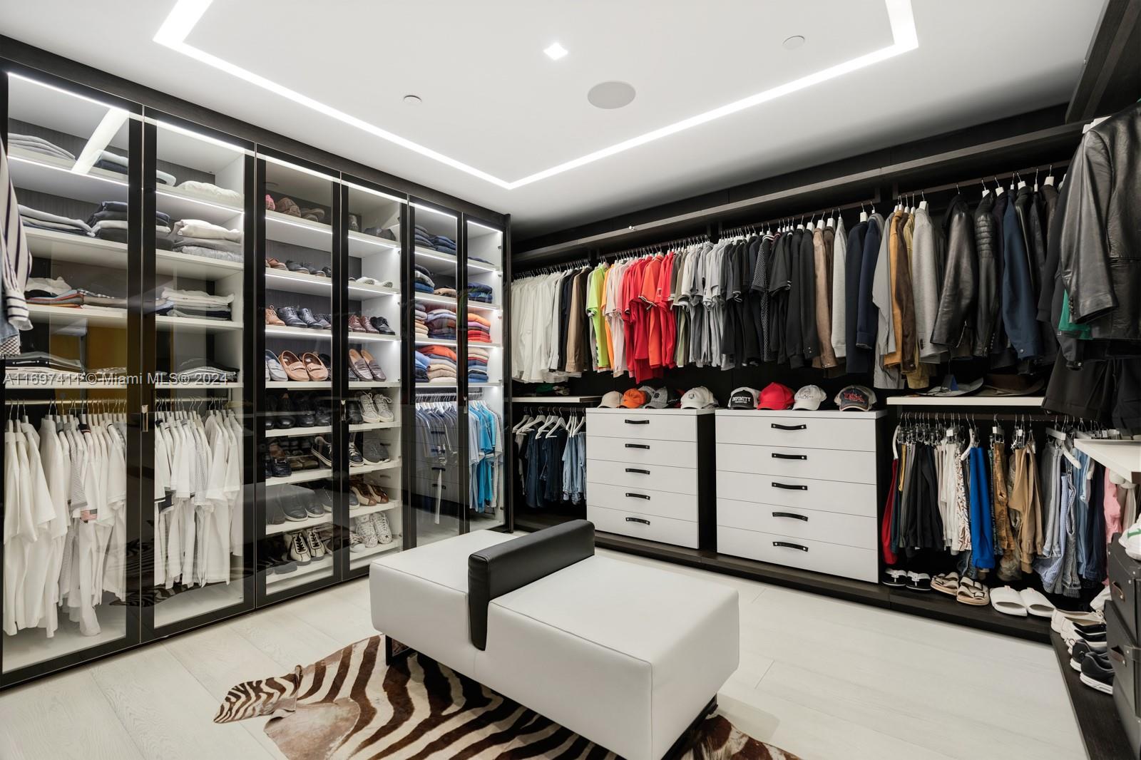 OCEANA BAL HARBOUR CONDO - Residential