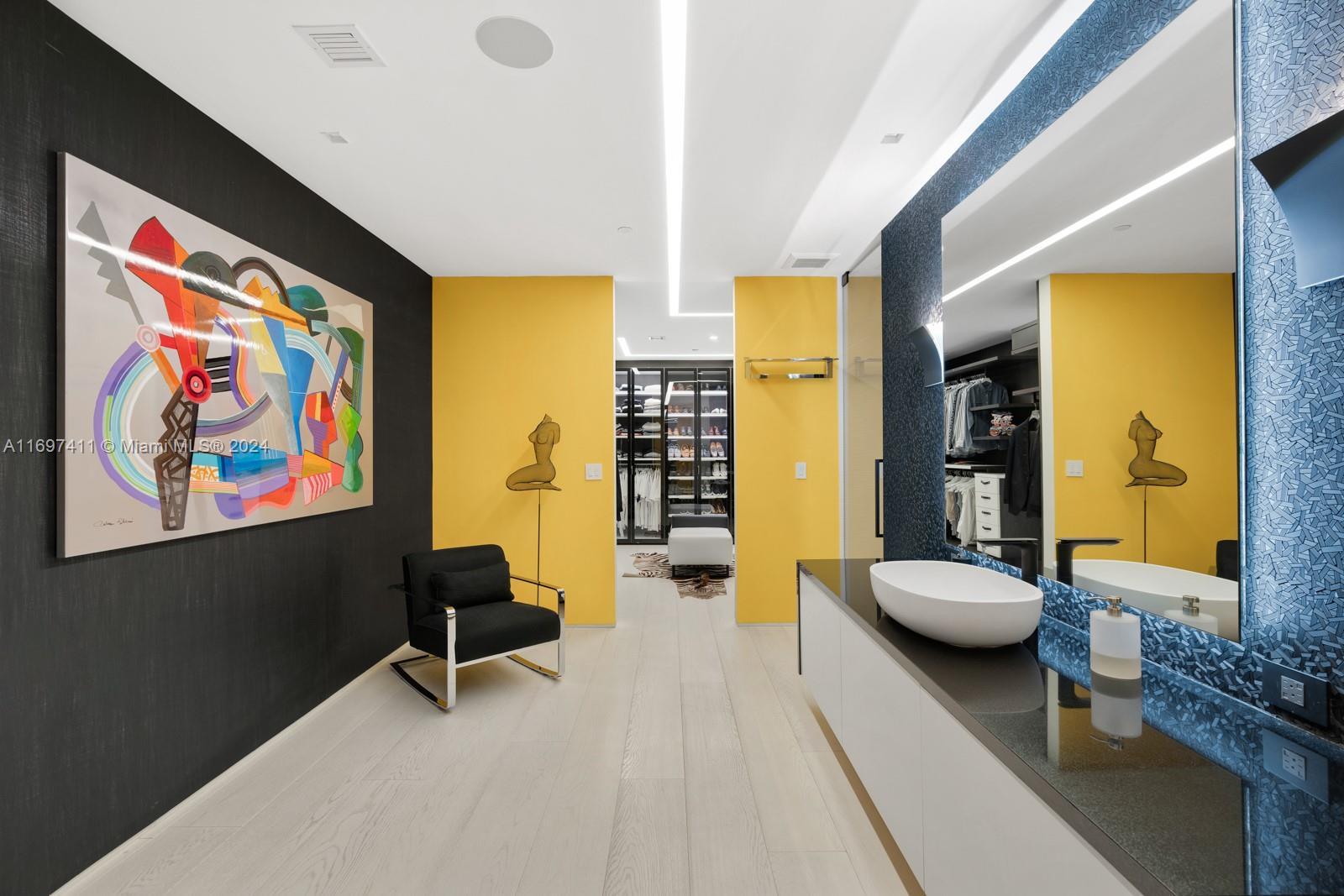 OCEANA BAL HARBOUR CONDO - Residential