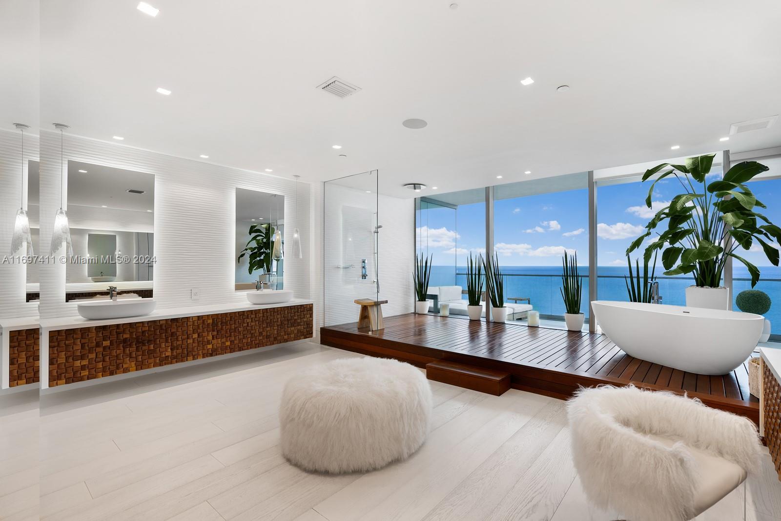 OCEANA BAL HARBOUR CONDO - Residential