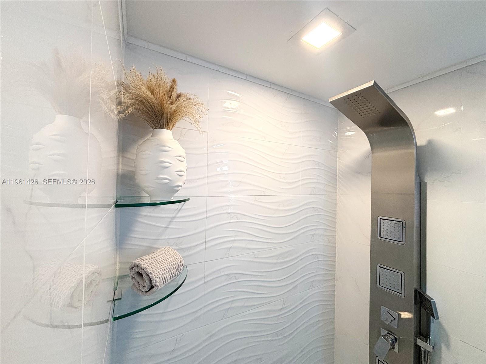 CORONADO CONDO TOWER I - Residential