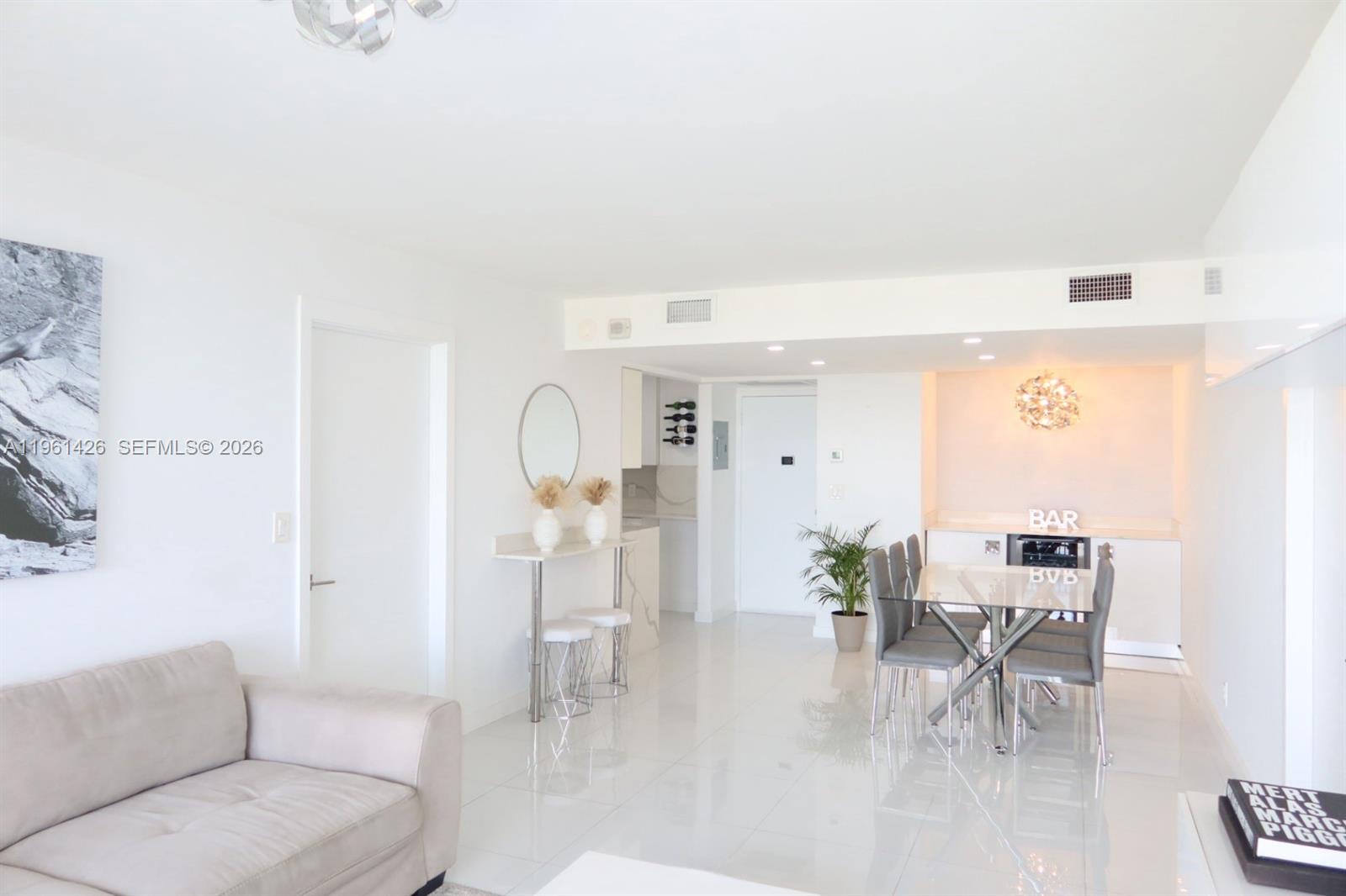 CORONADO CONDO TOWER I - Residential