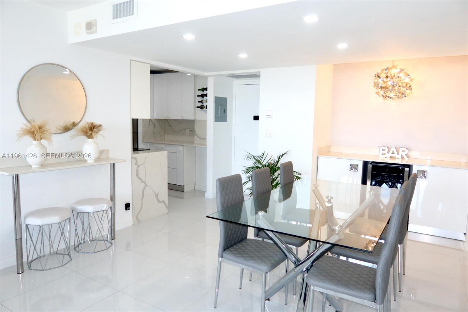 CORONADO CONDO TOWER I - Residential