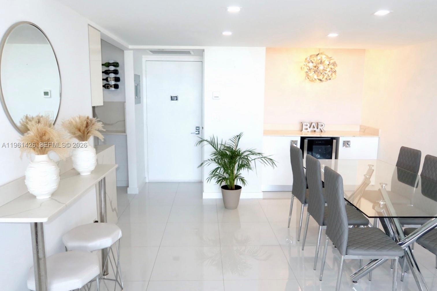 CORONADO CONDO TOWER I - Residential