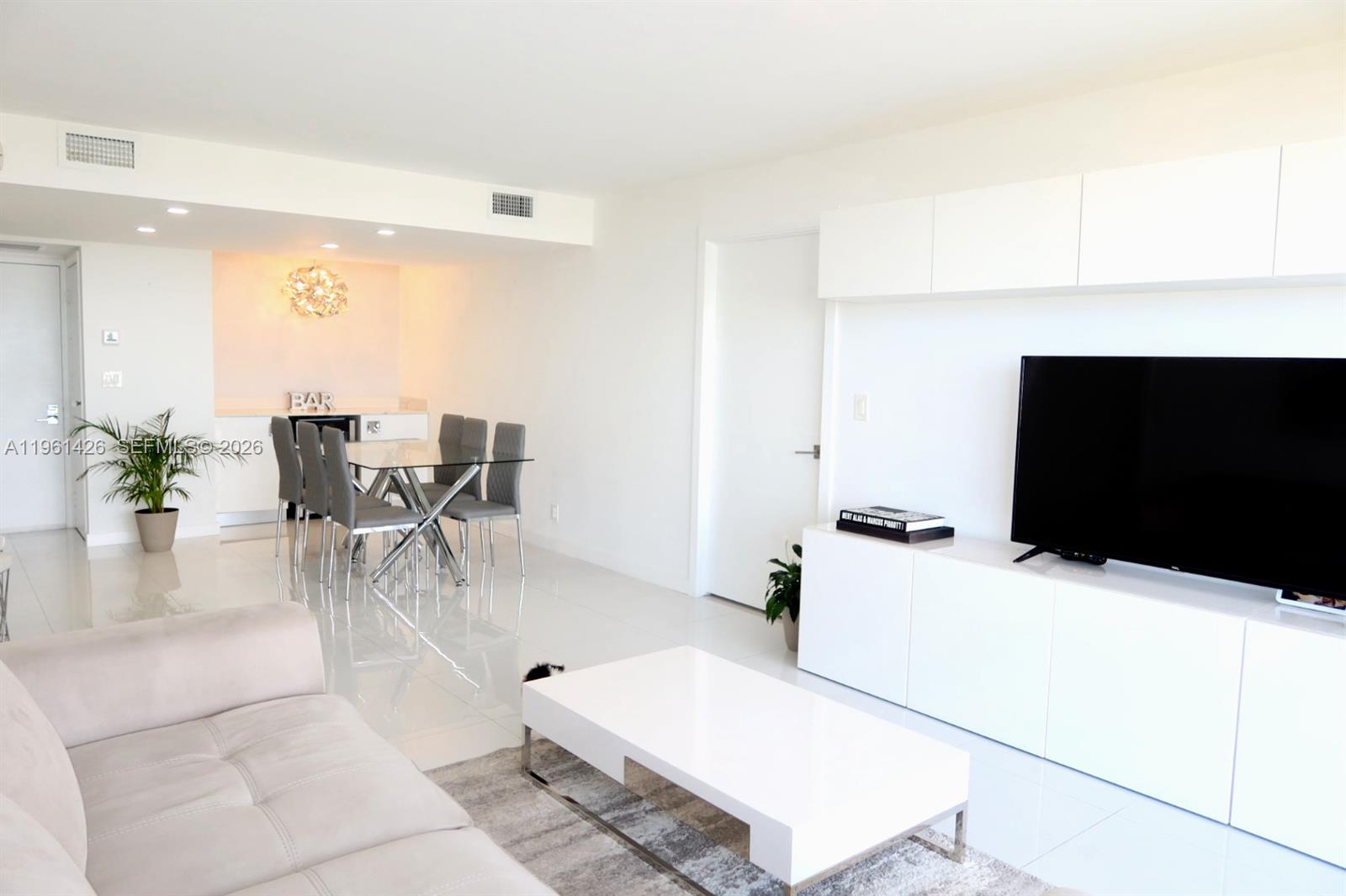 CORONADO CONDO TOWER I - Residential