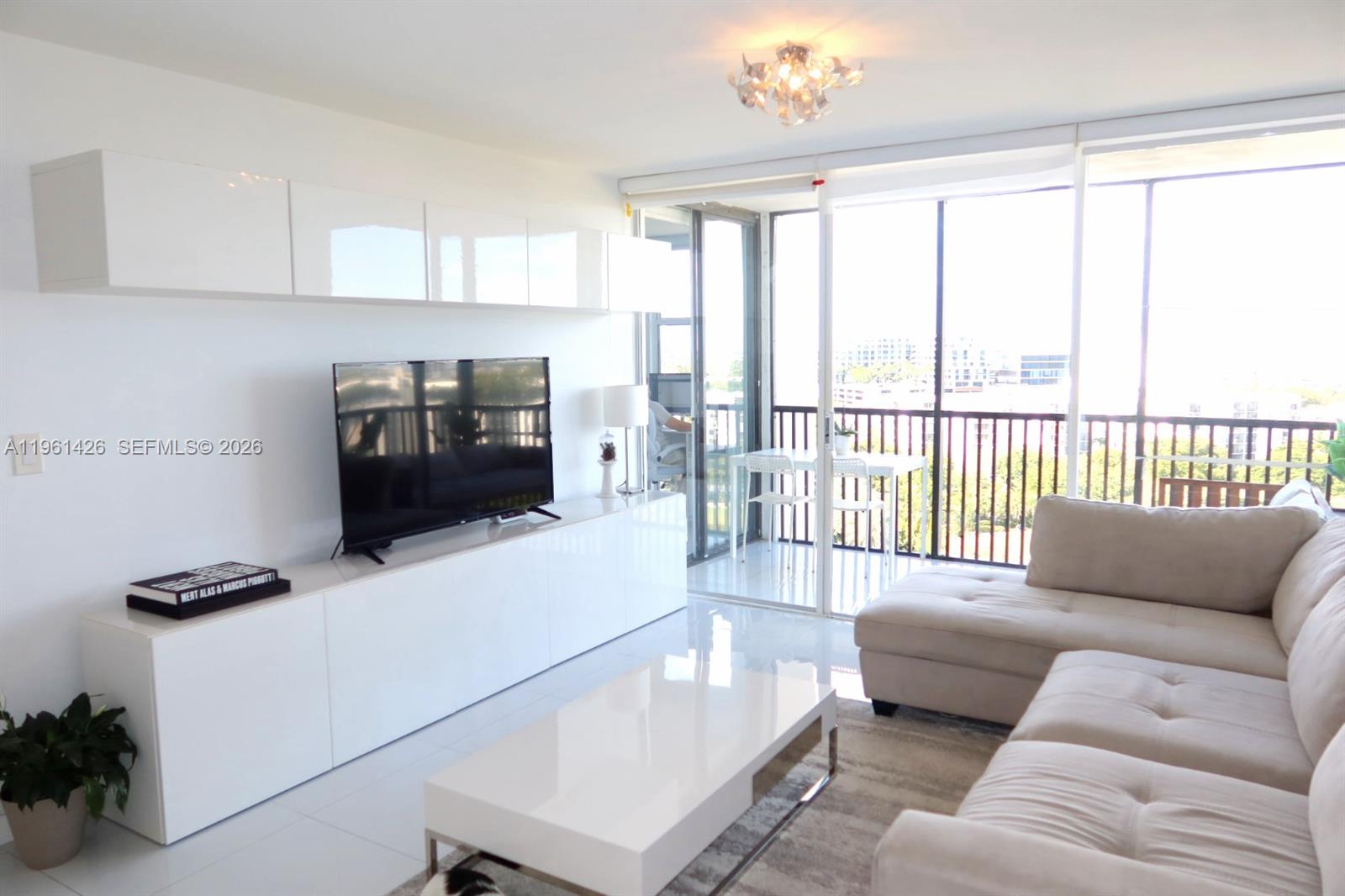 CORONADO CONDO TOWER I - Residential