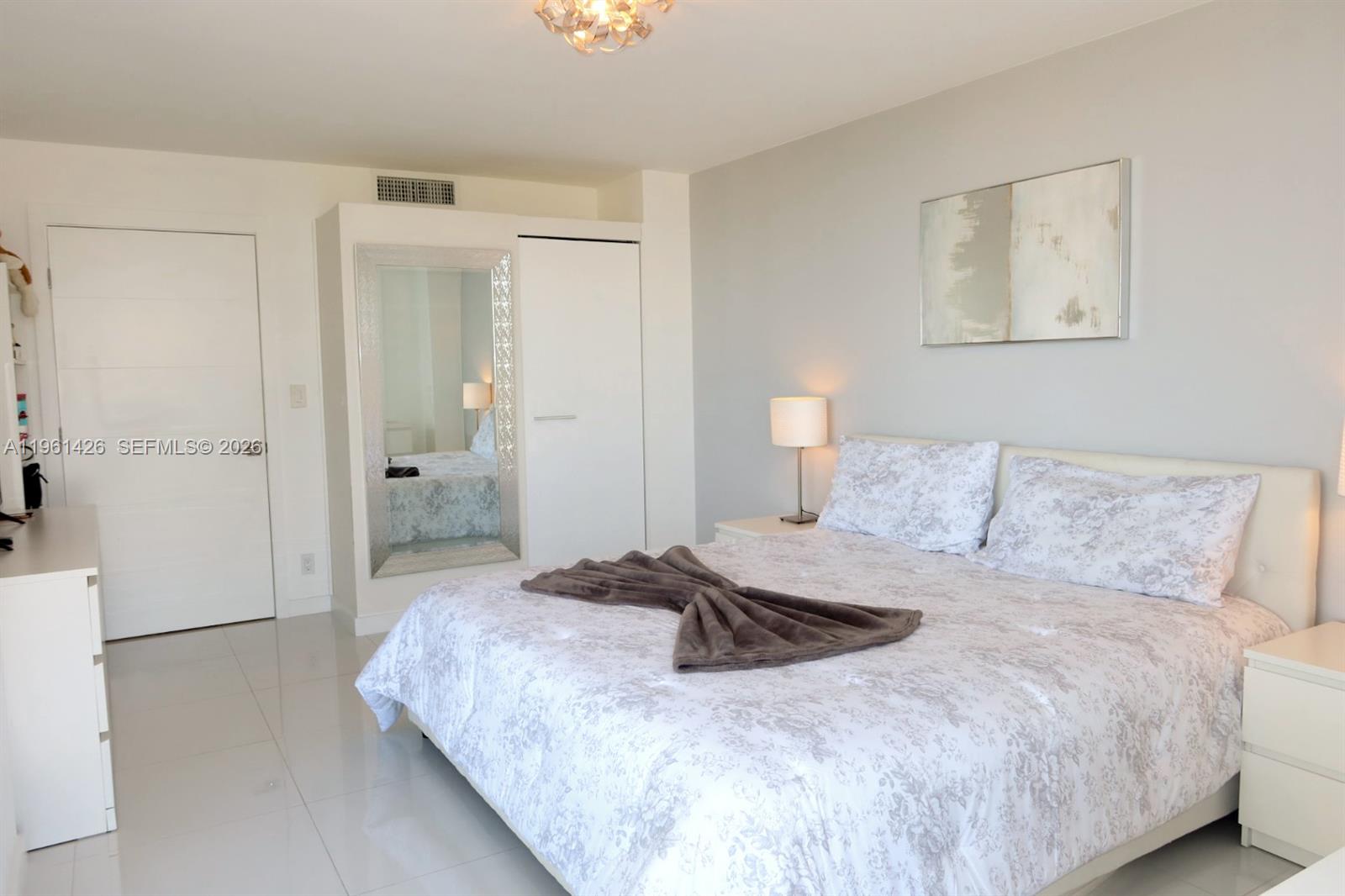 CORONADO CONDO TOWER I - Residential