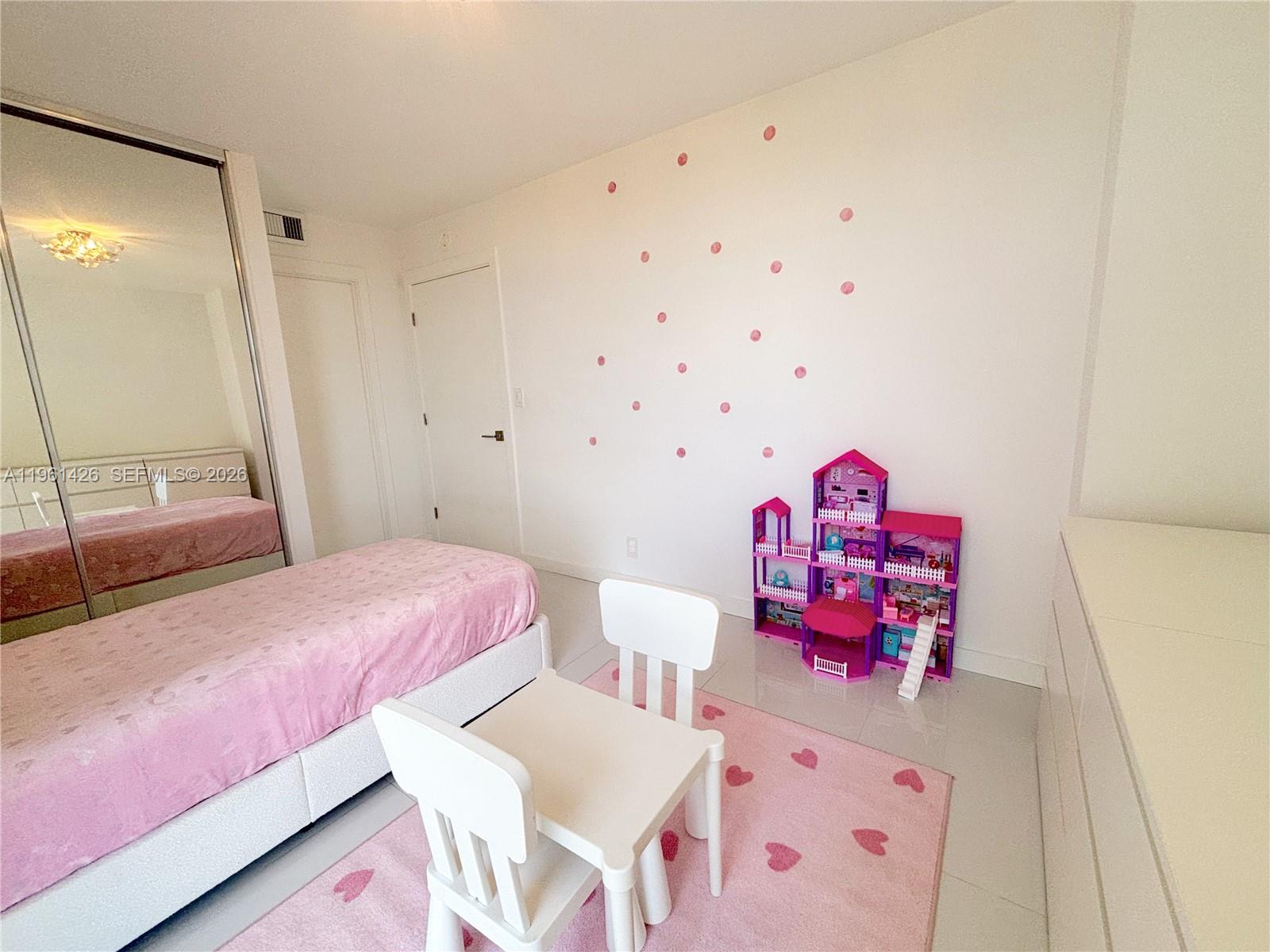 CORONADO CONDO TOWER I - Residential