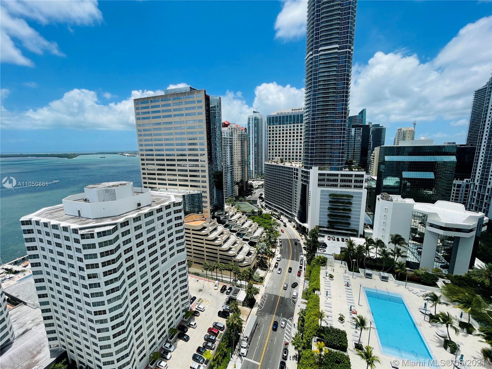 THE PLAZA 851 BRICKELL CO - Residential