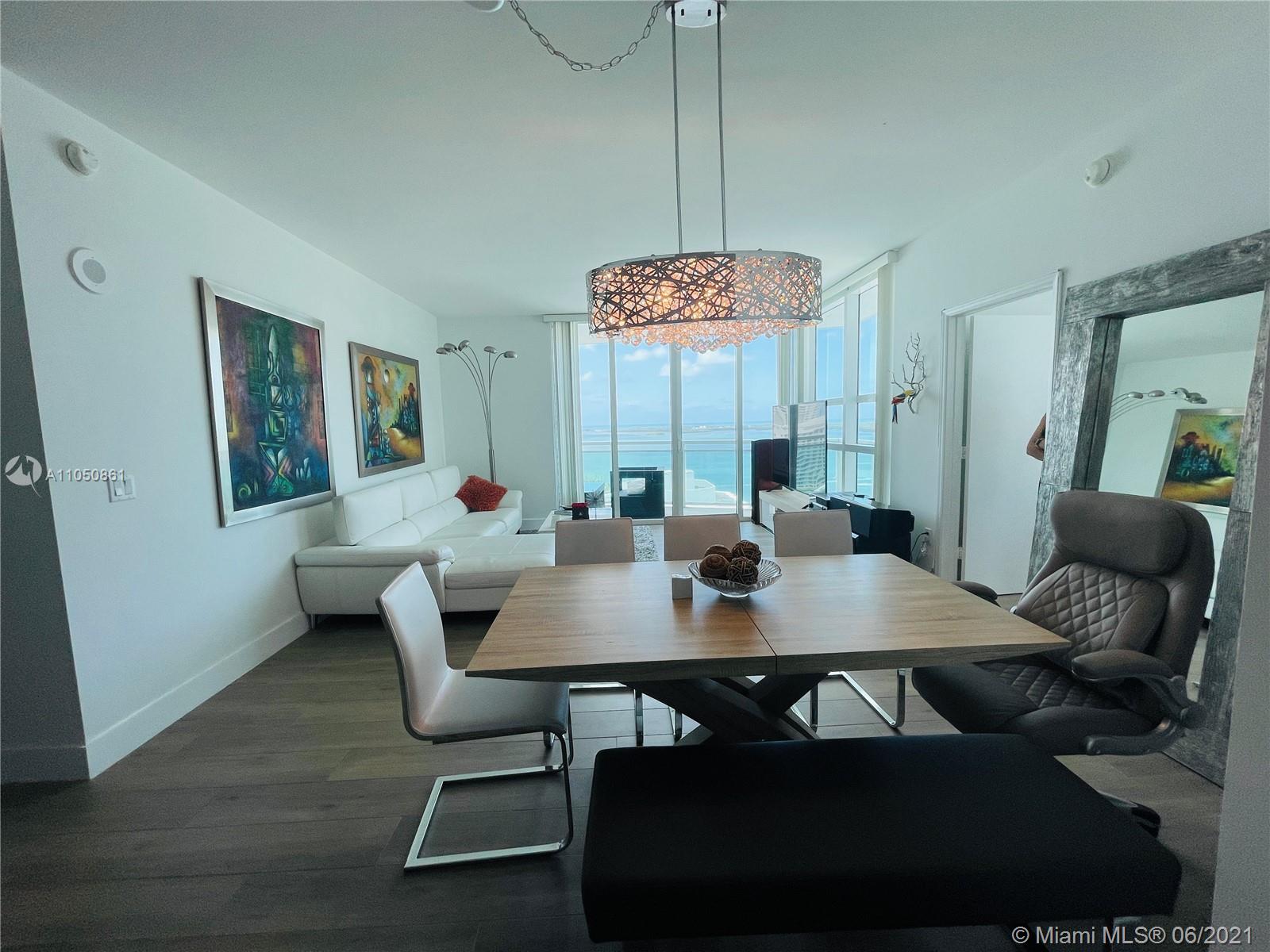 THE PLAZA 851 BRICKELL CO - Residential