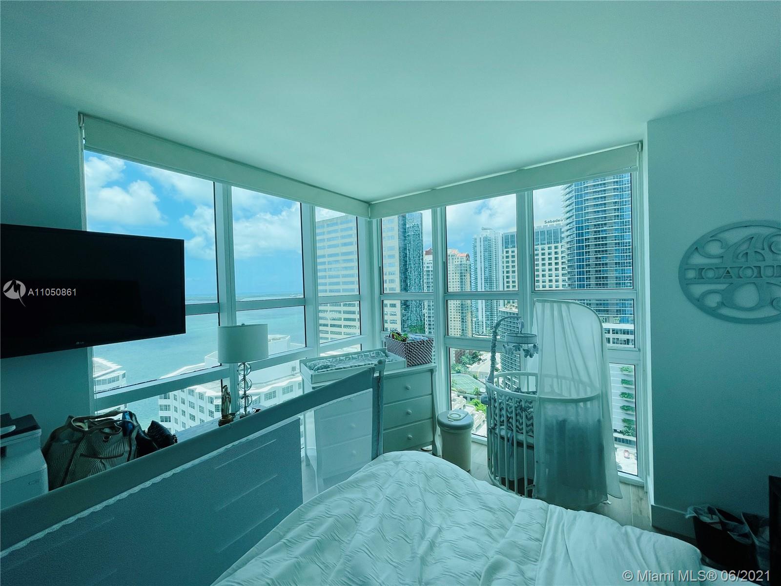 THE PLAZA 851 BRICKELL CO - Residential