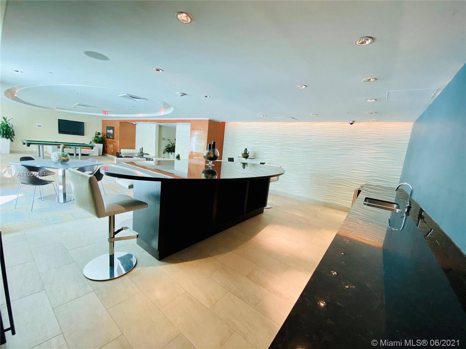 THE PLAZA 851 BRICKELL CO - Residential