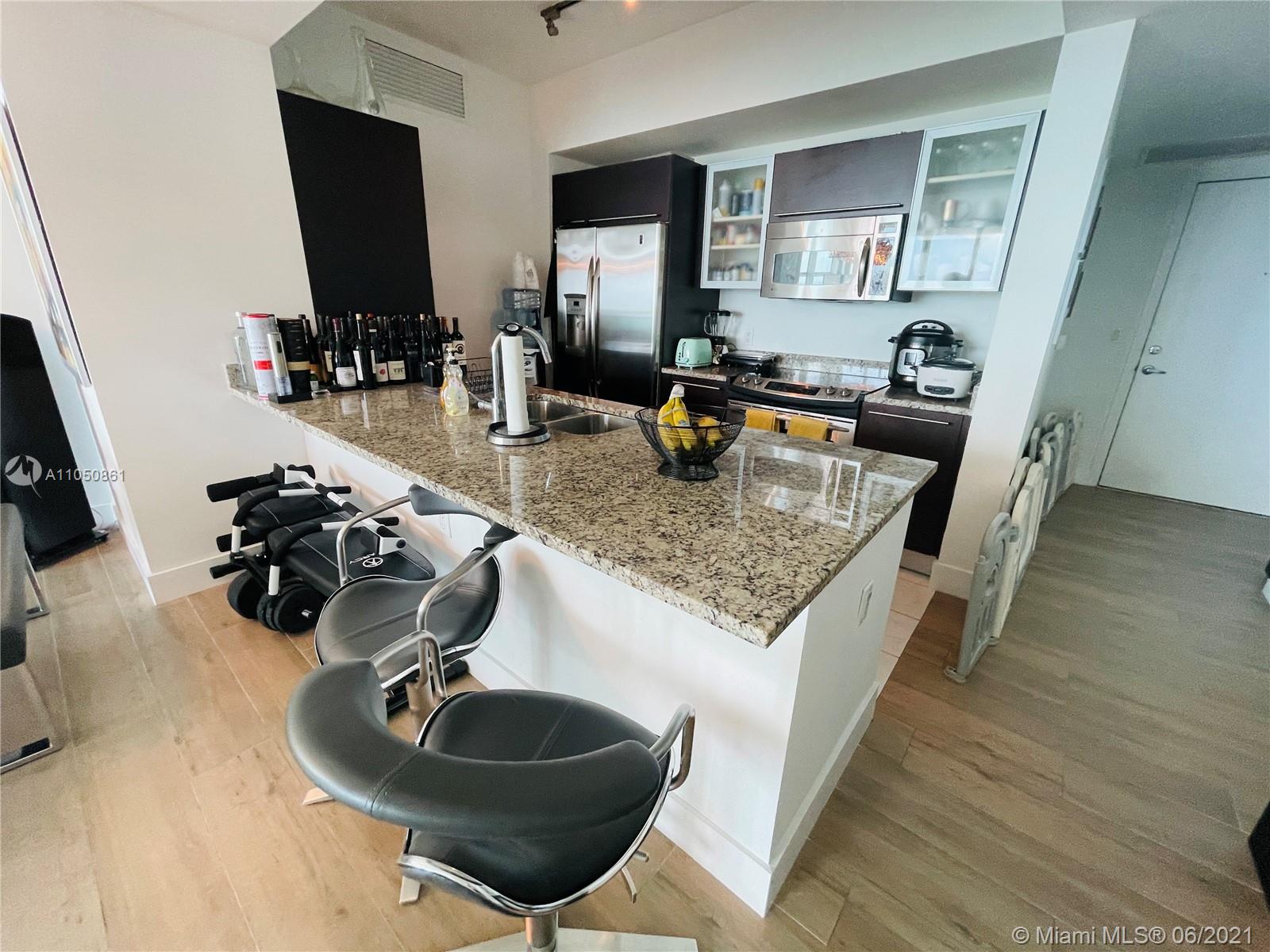 THE PLAZA 851 BRICKELL CO - Residential