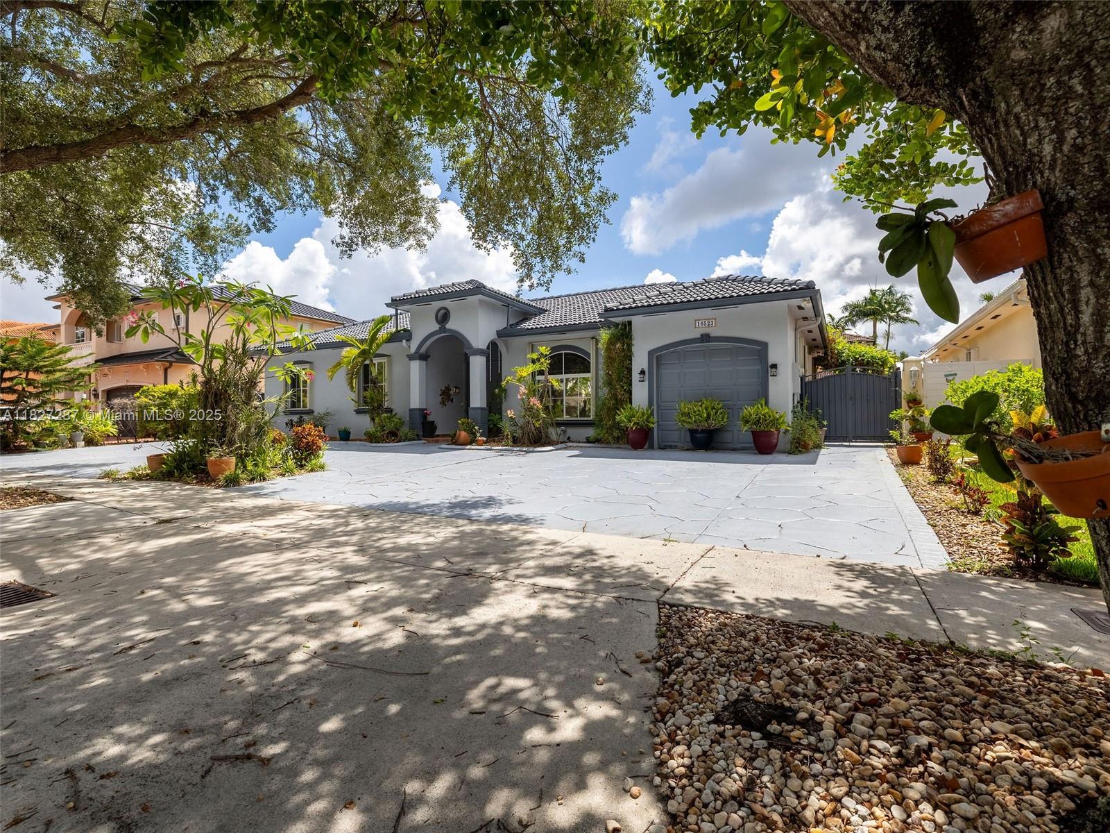 16523 NW 77th Path