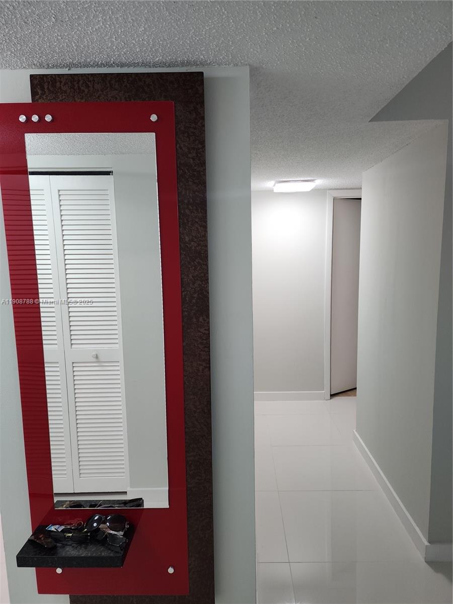 LA MER ESTATES EAST CONDO - Residential Lease