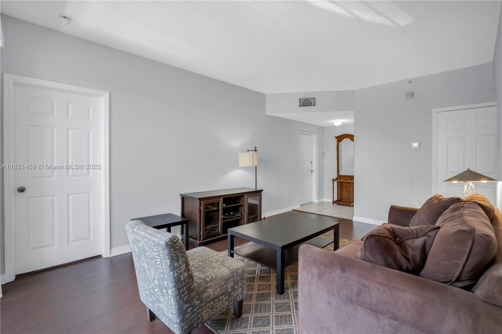 7085 Nova Dr 217