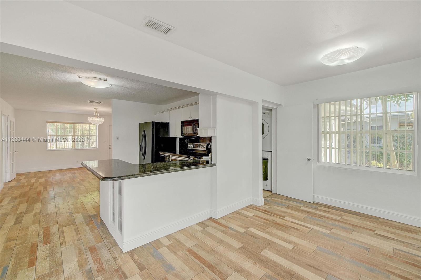 MAINLANDS OF TAMARAC LAKE - Residential