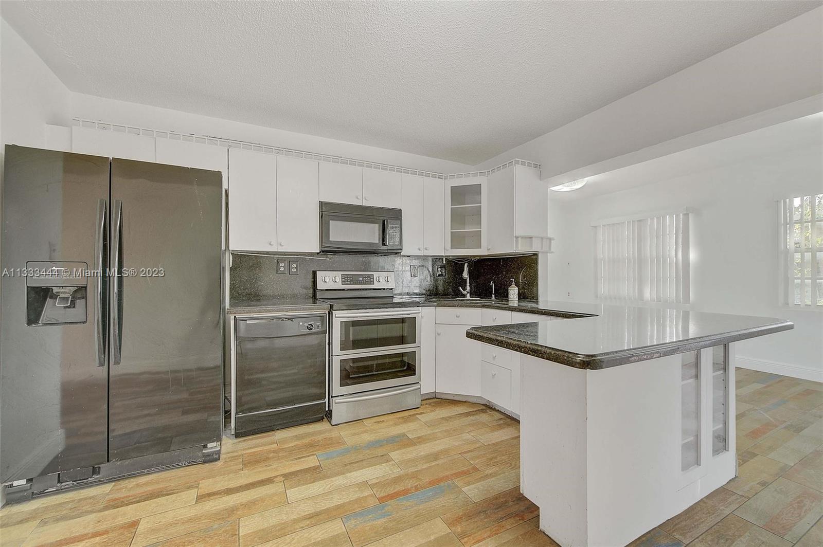 MAINLANDS OF TAMARAC LAKE - Residential