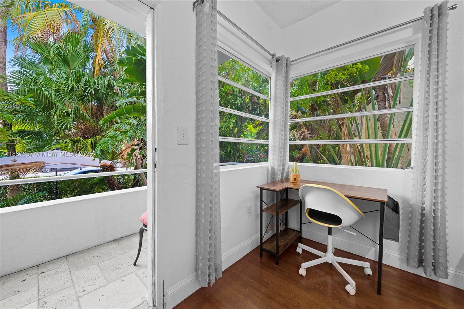 1211 PENNSYLVANIA CONDO - Residential Lease