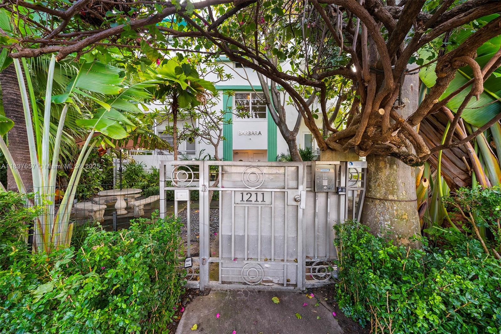 1211 PENNSYLVANIA CONDO - Residential Lease