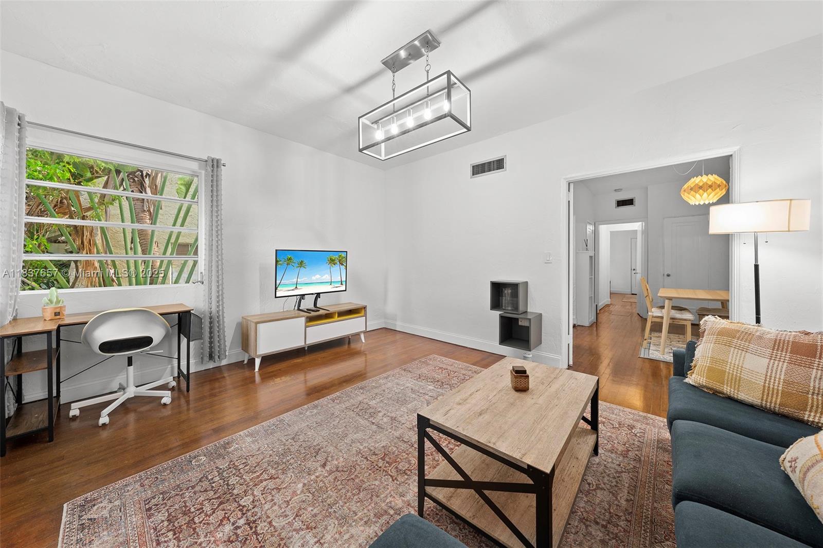 1211 PENNSYLVANIA CONDO - Residential Lease