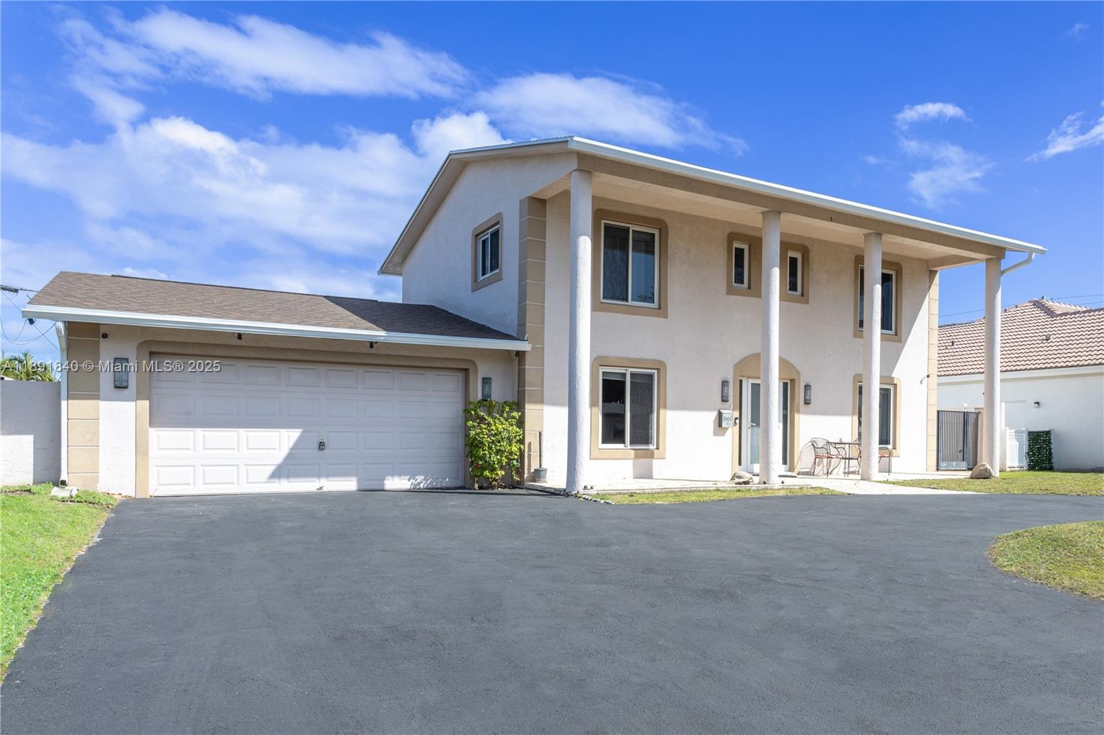 CALIBAN - Residential Lease