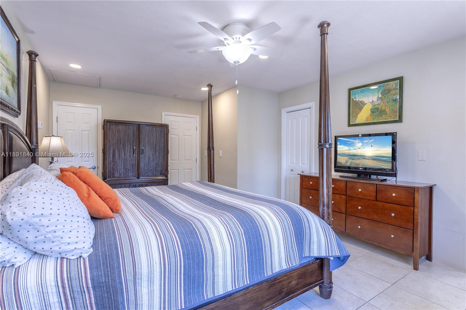 CALIBAN - Residential Lease