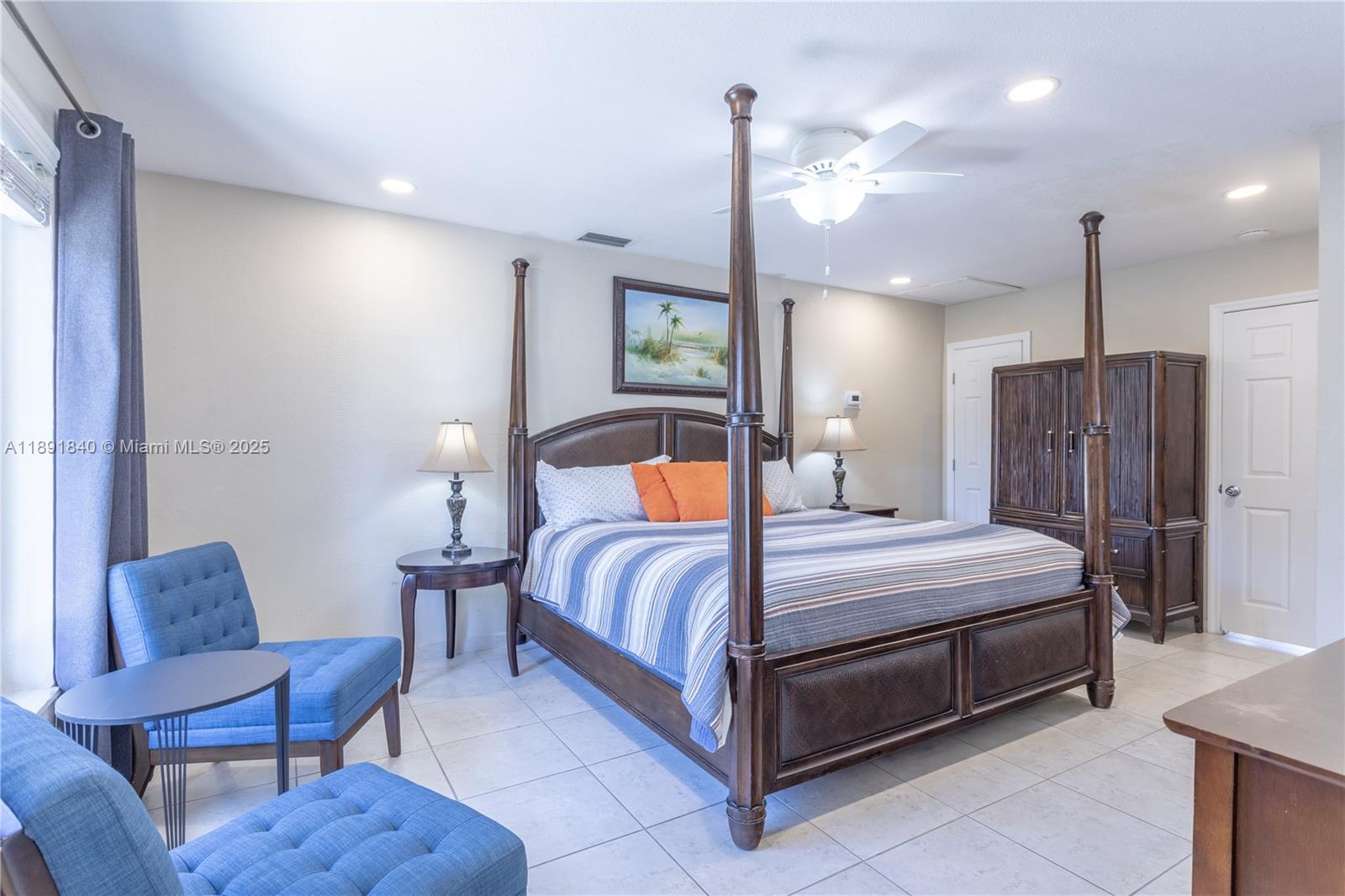 CALIBAN - Residential Lease