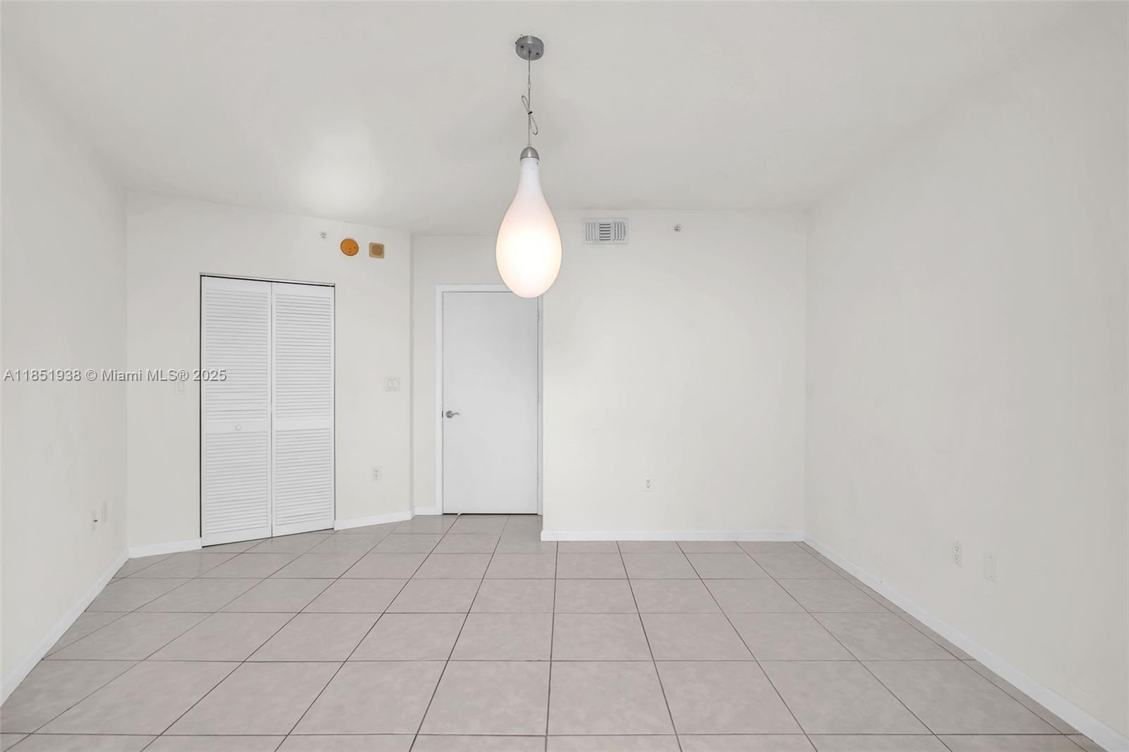 TURNBERRY ON THE GREEN - Residential