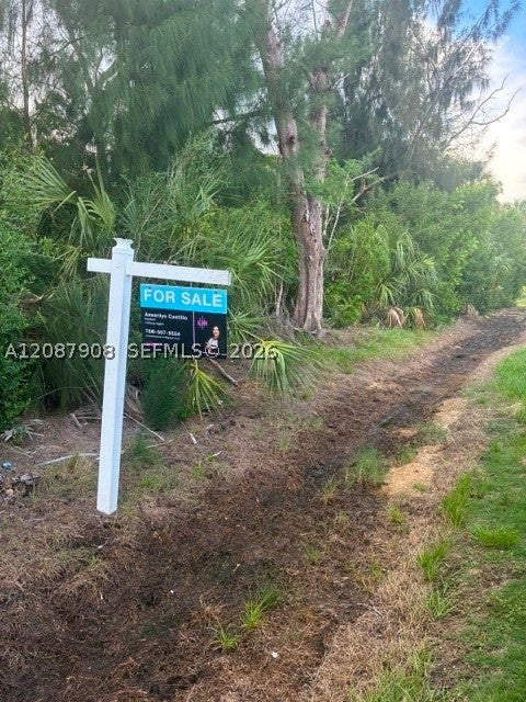 3915 Magnolia Way