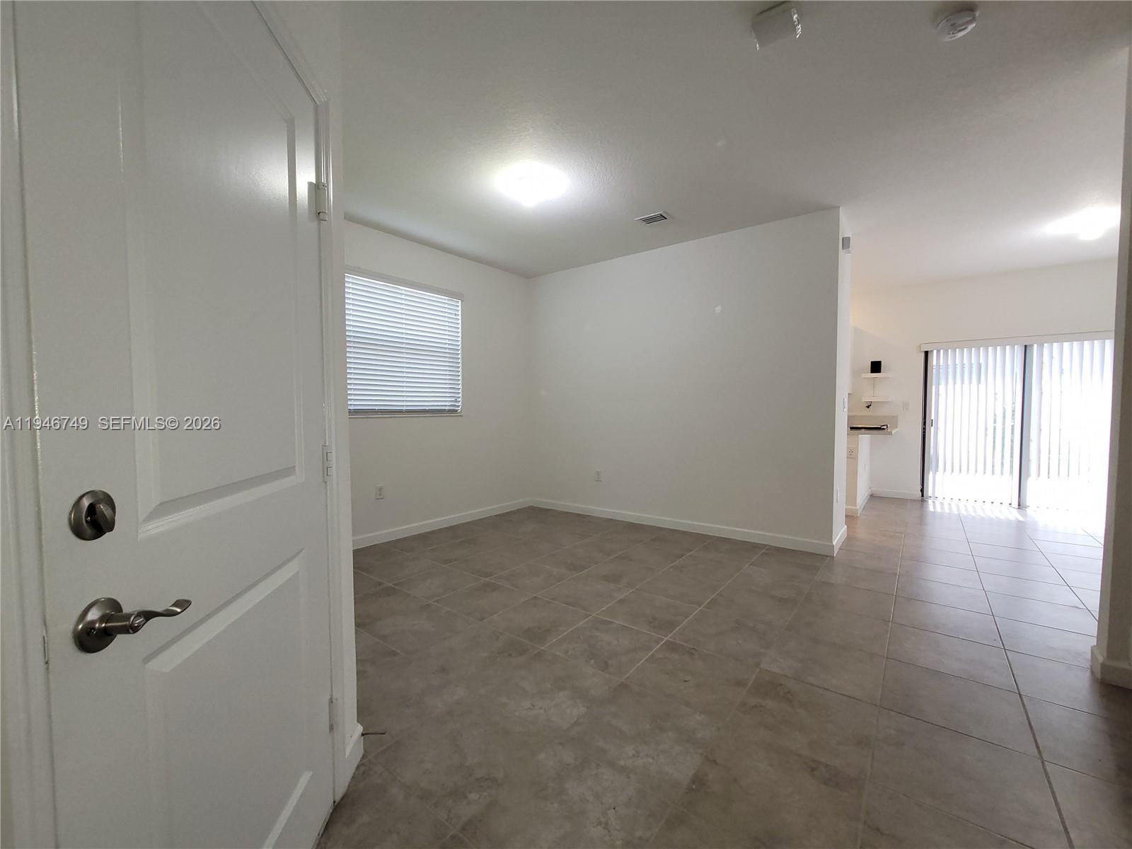 COCO PALM VILLAS - Residential