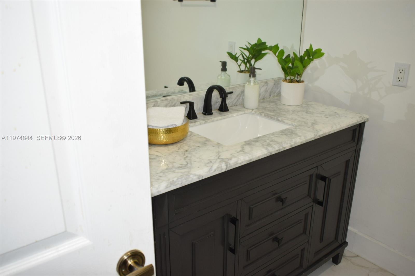 DORAL COVE - Residential Lease