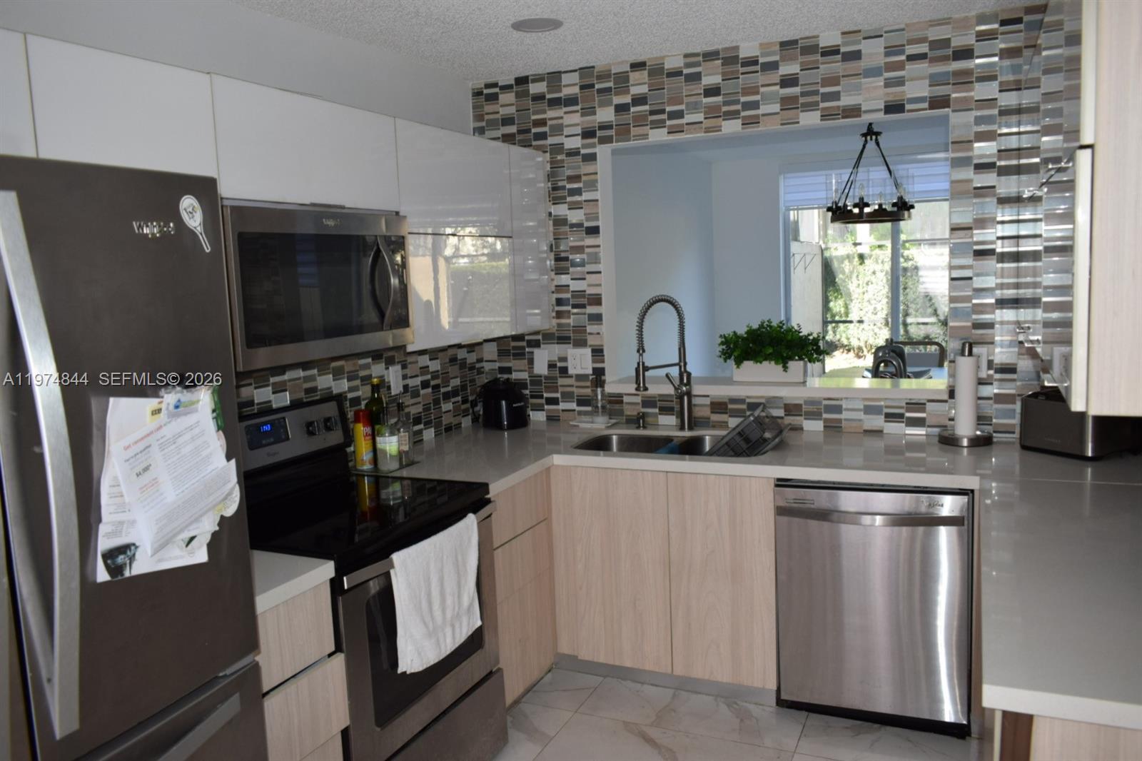 DORAL COVE - Residential Lease
