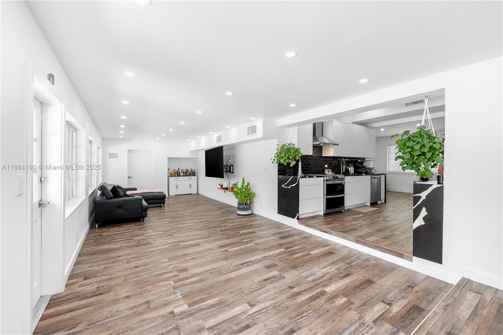 OVERBROOK SHORES - Residential