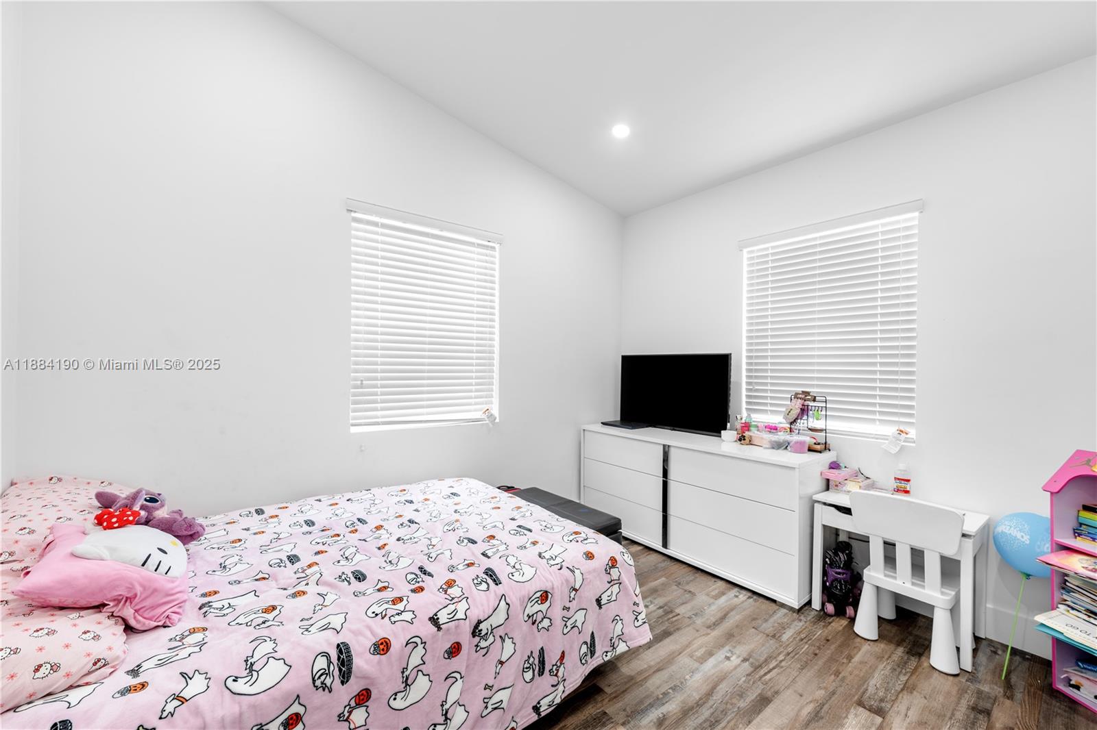 OVERBROOK SHORES - Residential