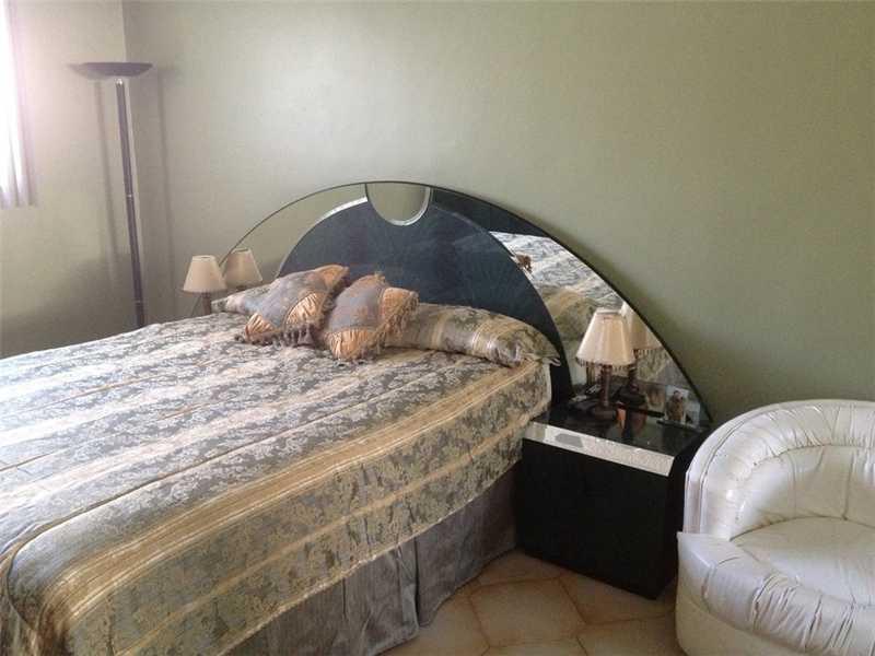 HOLLYWOOD HILLS AMEN PLAT - Residential