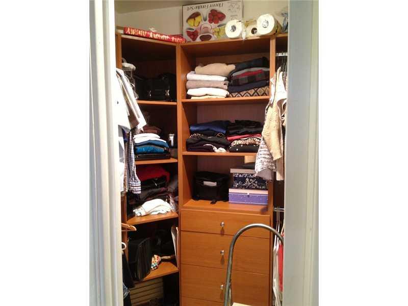 HOLLYWOOD HILLS AMEN PLAT - Residential